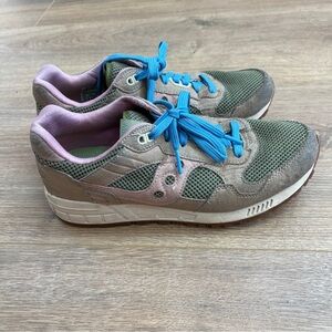 Saucony Originals Shadow 5000 Mushroom Lifestyle Men Shoes Rare S70743-1 Sz 7.5